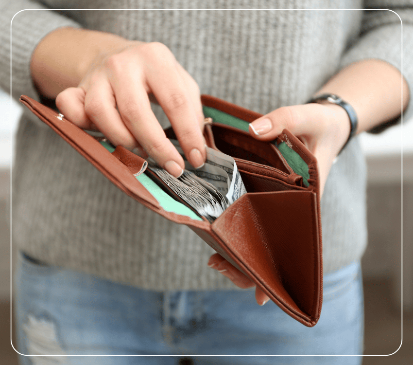 How to Stay Financially Organized During Summer Spending Season
